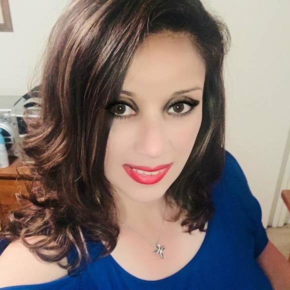 Poshmark profile picture for @divide